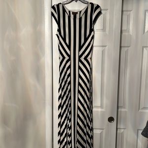 Short Sleeve Striped Maxi Dress